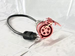 Adaptateur T15 Male => CEE32A Tri femelle